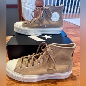 Converse All Star Lift Platform Hightop Sneaker Size 9.5